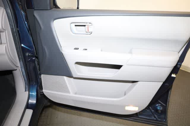 Thumbnail: 2012 Honda Pilot - 28