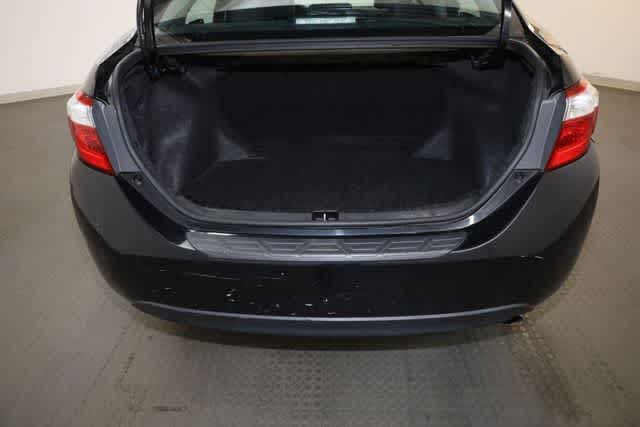 Thumbnail: 2016 Toyota Corolla - 28