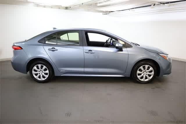 Thumbnail: 2024 Toyota Corolla - 9