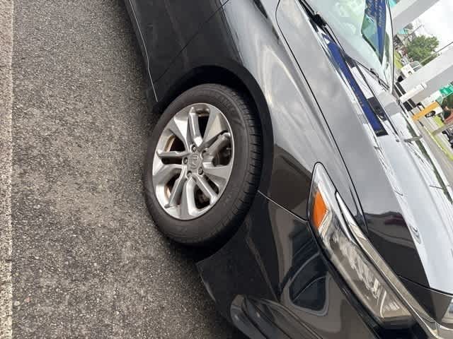 Thumbnail: 2018 Honda Accord - 22
