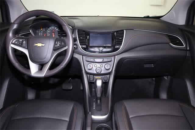 Thumbnail: 2022 Chevrolet Trax - 17