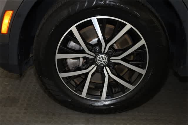 Thumbnail: 2021 Volkswagen Tiguan - 37