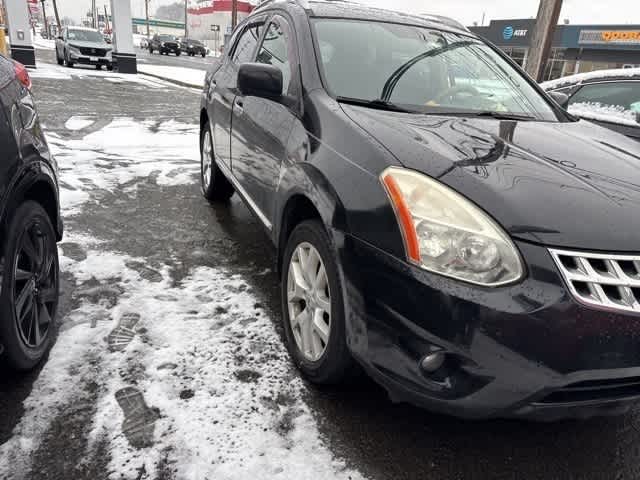 Thumbnail: 2013 Nissan Rogue - 18