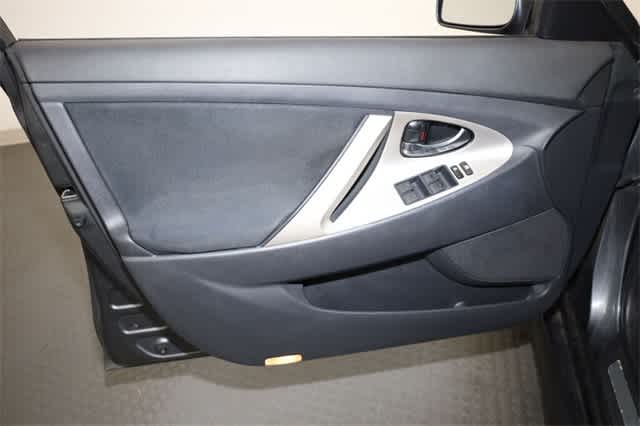 Thumbnail: 2011 Toyota Camry - 13