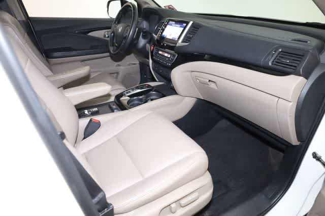 Thumbnail: 2016 Honda Pilot - 37