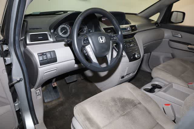 Thumbnail: 2012 Honda Odyssey - 14