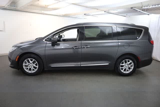 Thumbnail: 2020 Chrysler Pacifica - 3