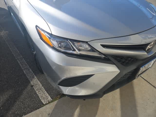Thumbnail: 2020 Toyota Camry - 21