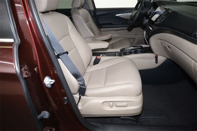 Thumbnail: 2022 Honda Pilot - 21