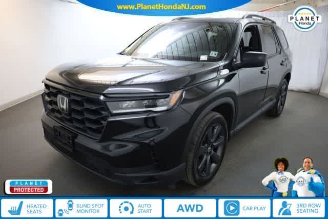 Thumbnail: 2023 Honda Pilot - 1