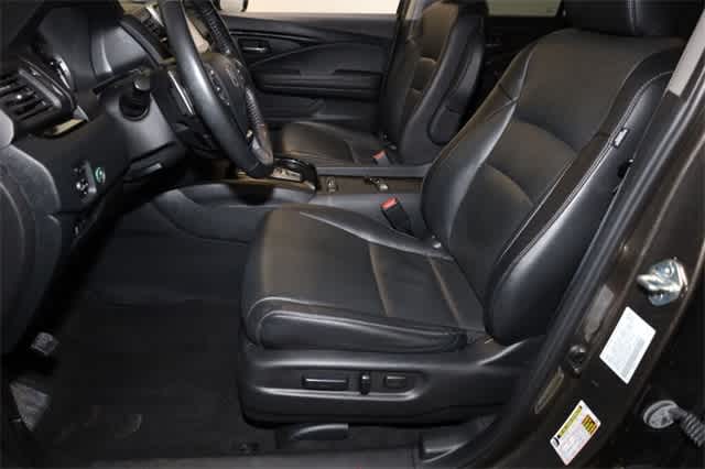 Thumbnail: 2020 Honda Ridgeline - 15