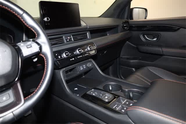 Thumbnail: 2024 Honda Pilot - 23