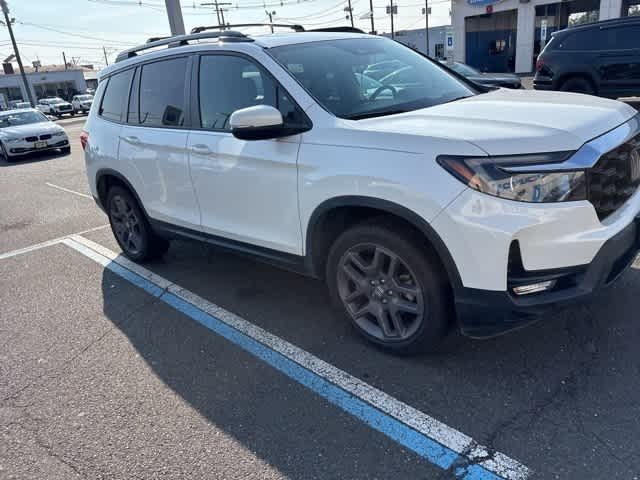 Thumbnail: 2022 Honda Passport - 12
