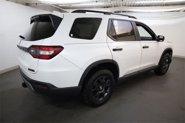 Thumbnail: 2024 Honda Pilot - 8