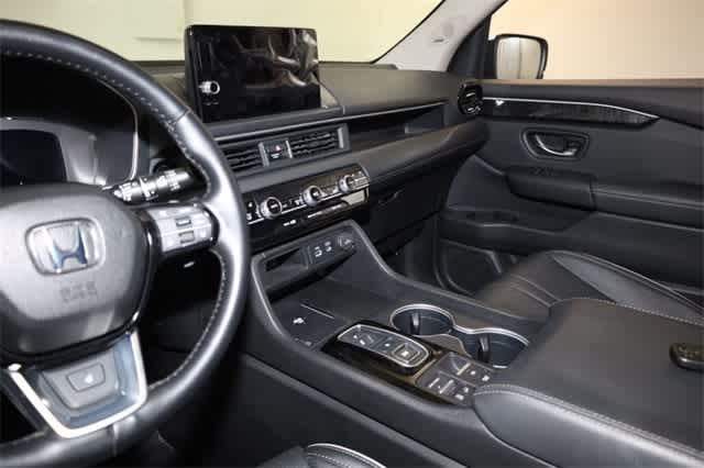 Thumbnail: 2023 Honda Pilot - 23