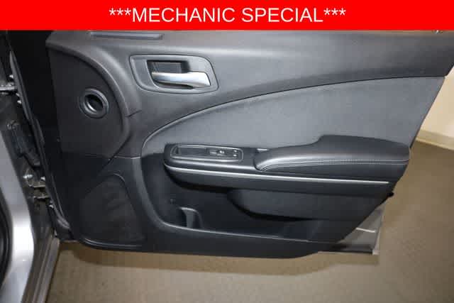 Thumbnail: 2015 Dodge Charger - 22