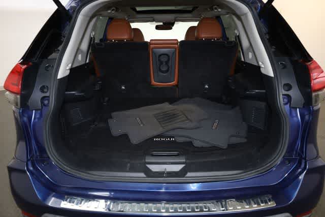 Thumbnail: 2018 Nissan Rogue - 33