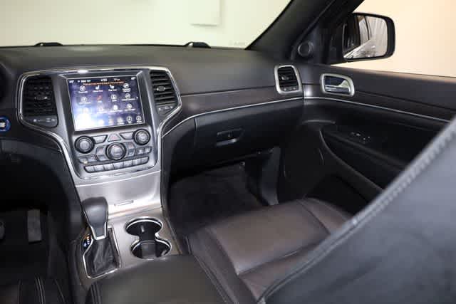 Thumbnail: 2018 Jeep Grand Cherokee - 24