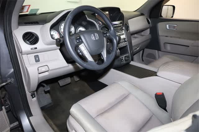 Thumbnail: 2015 Honda Pilot - 14