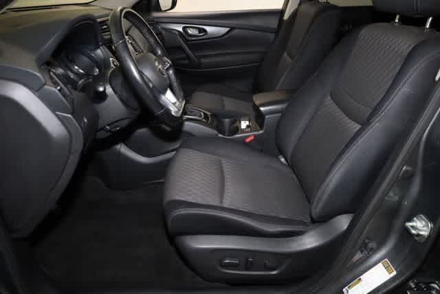 Thumbnail: 2018 Nissan Rogue - 23