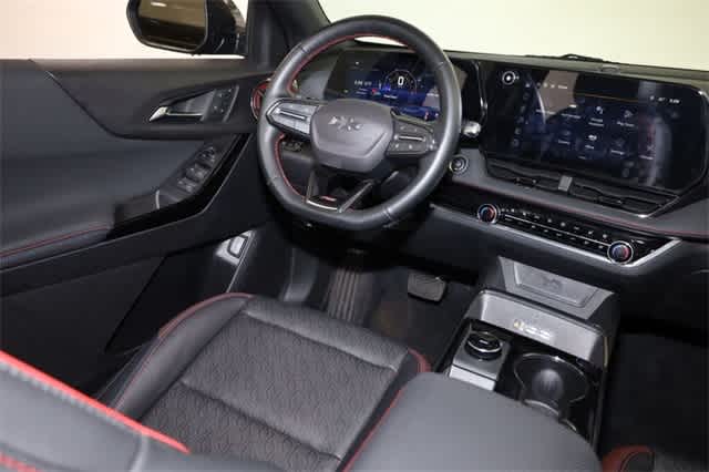 Thumbnail: 2025 Chevrolet Equinox - 16