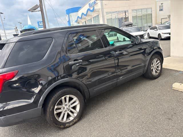 Thumbnail: 2016 Ford Explorer - 13