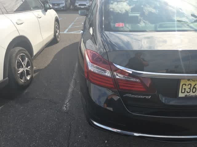 Thumbnail: 2016 Honda Accord - 10