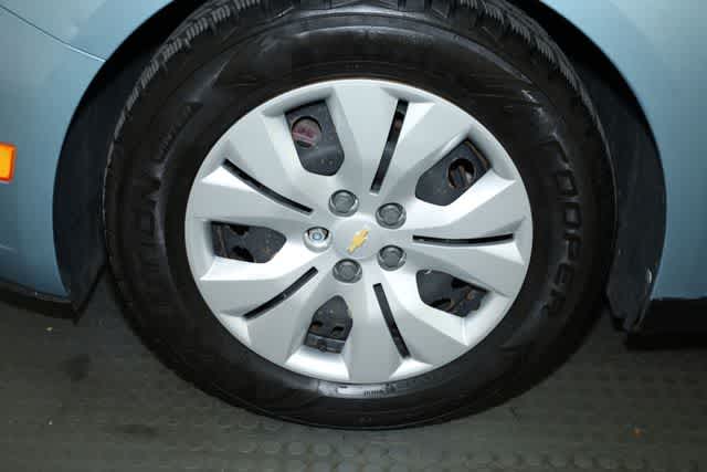 Thumbnail: 2012 Chevrolet Cruze - 34
