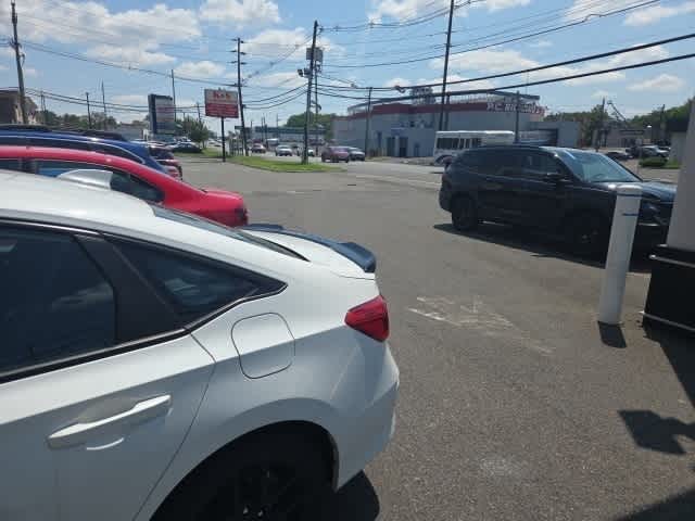 Thumbnail: 2022 Honda Civic - 5