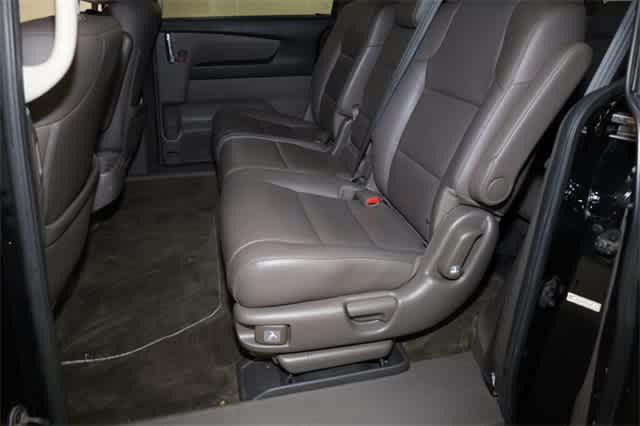2015 Honda Odyssey EX-L 21