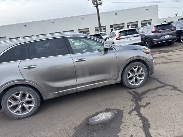 Thumbnail: 2019 Kia Sorento - 18