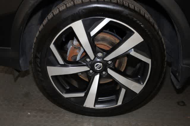 Thumbnail: 2020 Nissan Rogue Sport - 39