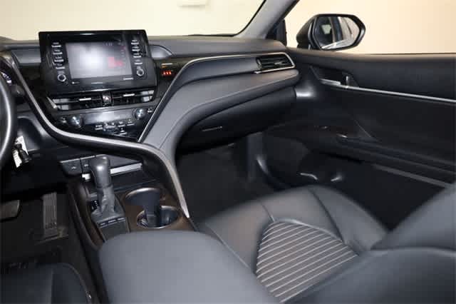 Thumbnail: 2023 Toyota Camry - 18