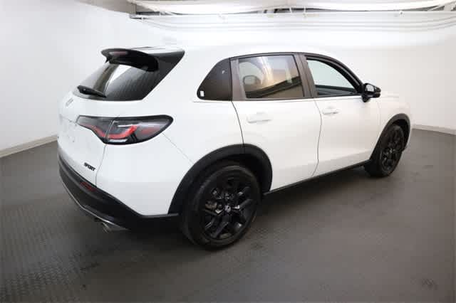 Thumbnail: 2023 Honda HR-V - 8