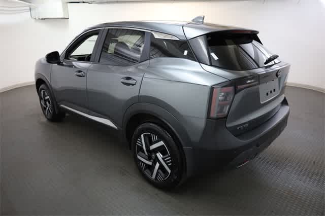 Thumbnail: 2025 Nissan Kicks - 4