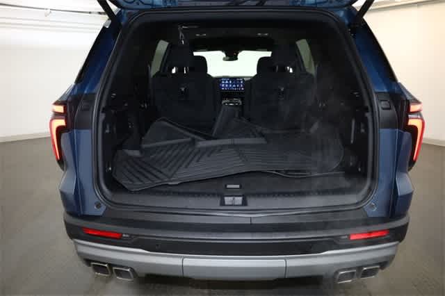 Thumbnail: 2024 Chevrolet Traverse - 34