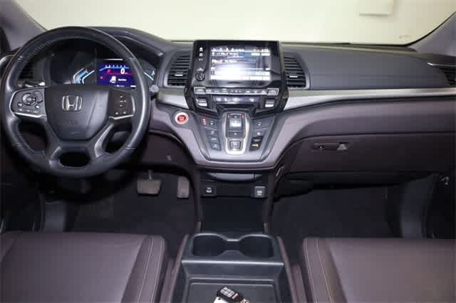 Thumbnail: 2021 Honda Odyssey - 24