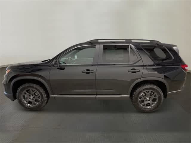 Thumbnail: 2025 Honda Pilot - 2
