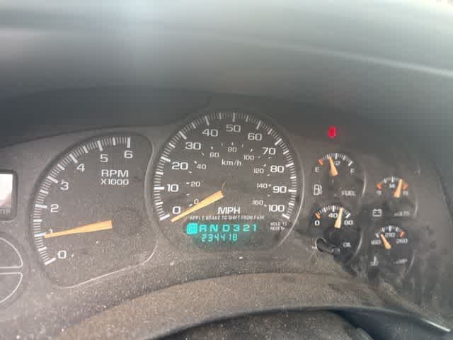 Thumbnail: 2002 Chevrolet Avalanche 1500 - 4