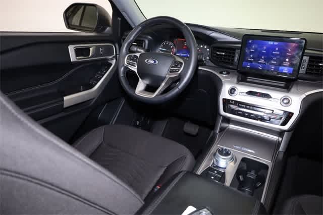 Thumbnail: 2021 Ford Explorer - 16