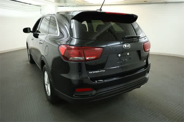 Thumbnail: 2019 Kia Sorento - 5