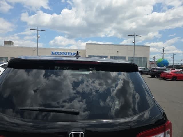 Thumbnail: 2019 Honda Pilot - 10