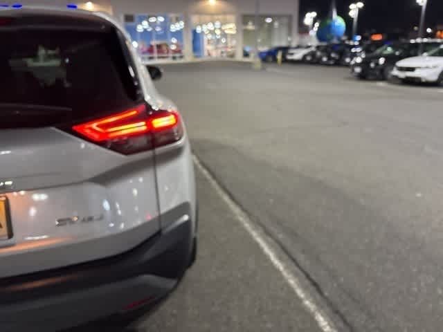 Thumbnail: 2021 Nissan Rogue - 11