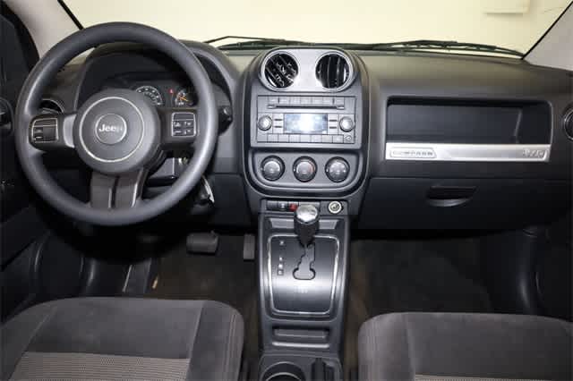 Thumbnail: 2017 Jeep Compass - 17