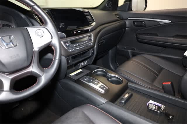 Thumbnail: 2023 Honda Passport - 23