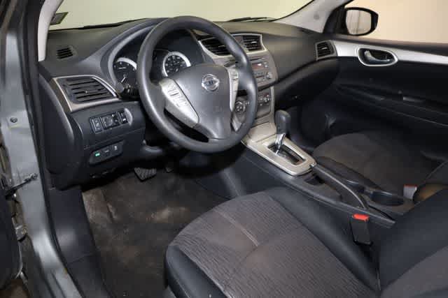 Thumbnail: 2014 Nissan Sentra - 14