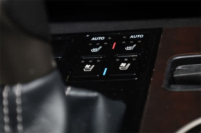 Thumbnail: 2020 Lexus RX - 36