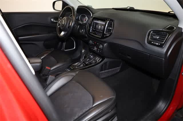 Thumbnail: 2019 Jeep Compass - 19