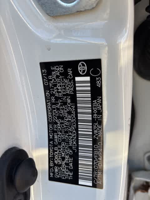 Thumbnail: 2013 Toyota Prius - 5