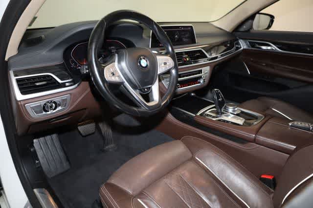 Thumbnail: 2020 BMW 7 Series - 14